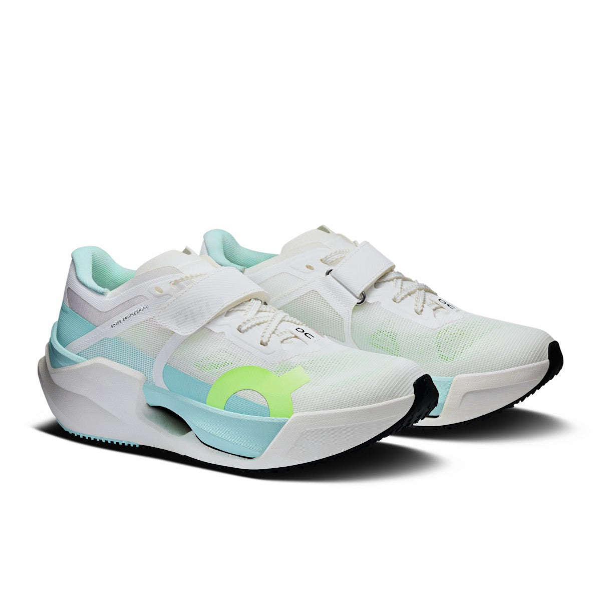 On United States Classic | Women's Cloud X Tempo Pro - White/Celeste