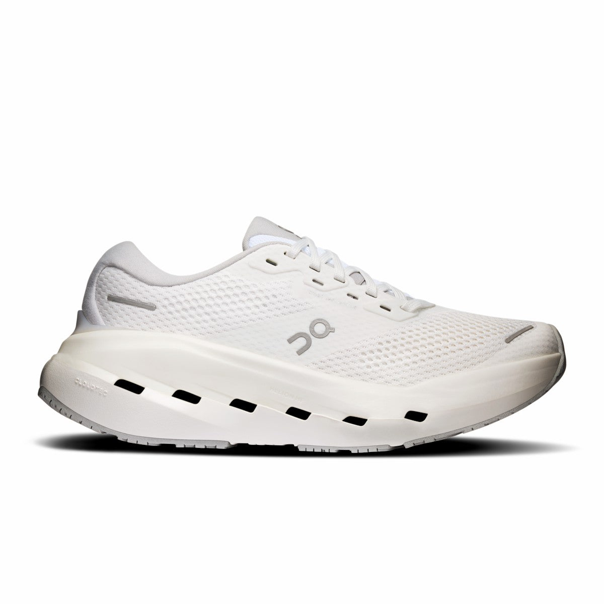 On United States Trending | Women's Cloudrunner 3 Max - White/Glacier
