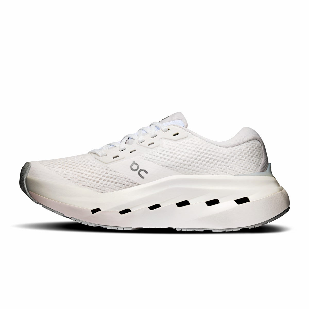 On United States Trending | Women's Cloudrunner 3 Max - White/Glacier