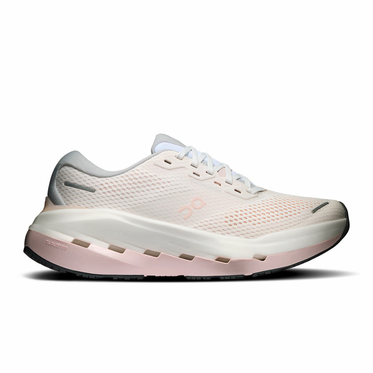 On United States Trending | Women's Cloudrunner 3 Max - White/Glacier