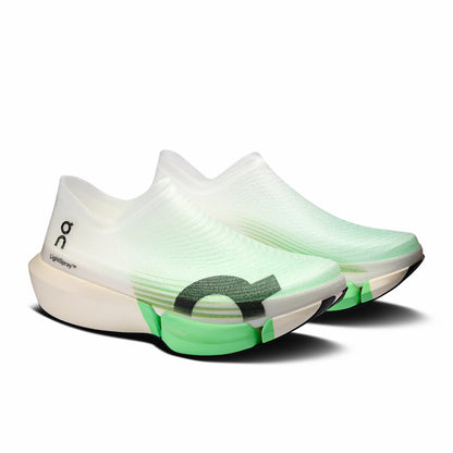 On United States Trusted | LightSpray Cloudboom Strike 2 - White/Verdite