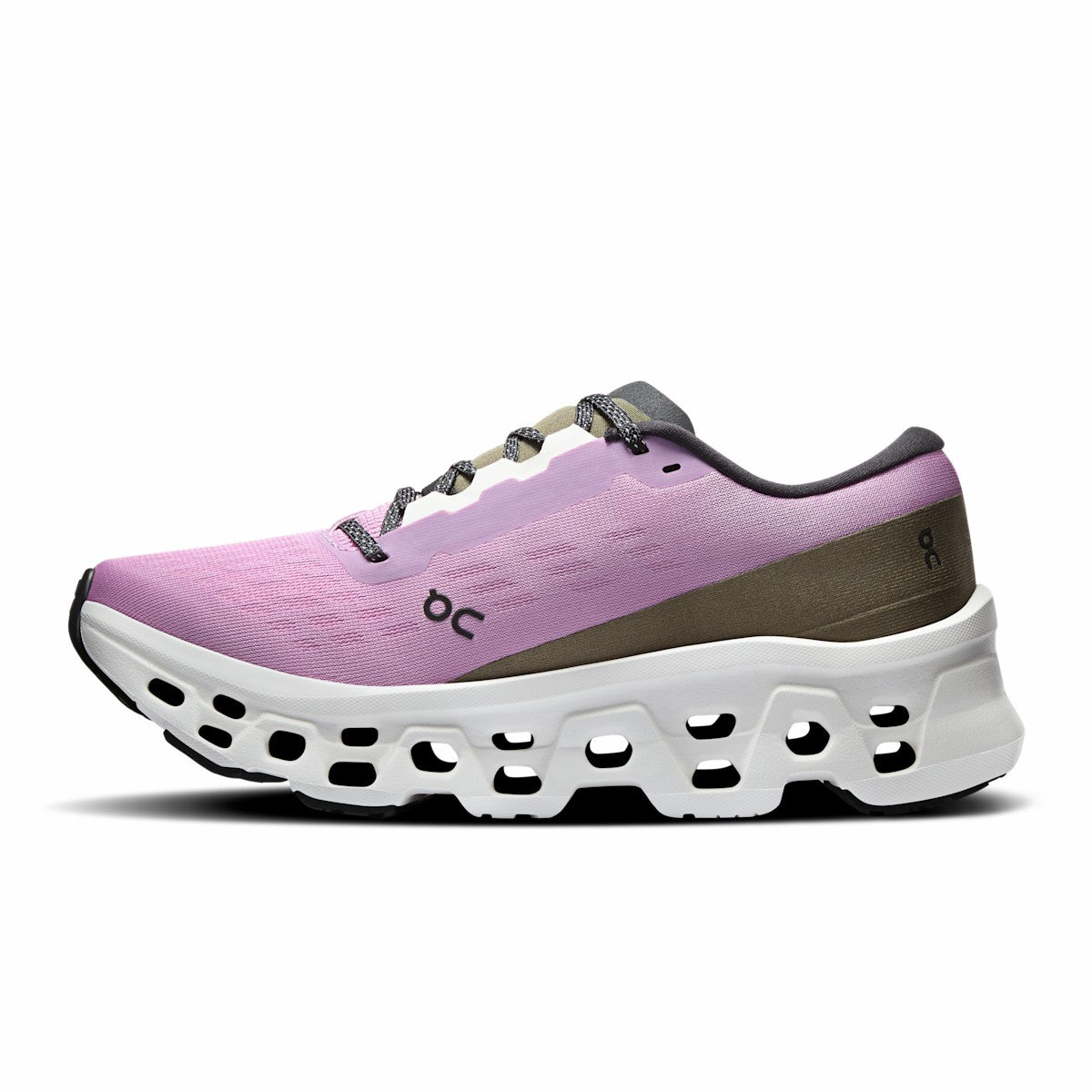 On United States Signature | Women's Cloudmonster 3 - Sakura/Ivory