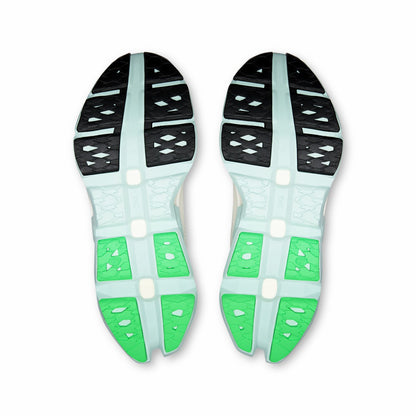 On United States Classic | Women's Cloudmonster 3 Hyper - Ivory/Flurry