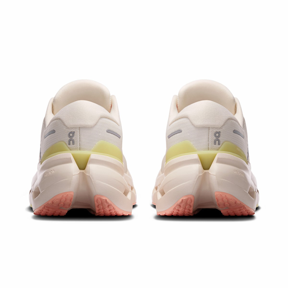 On United States Value | Women's Cloudrunner 3 - Ivory/Dew