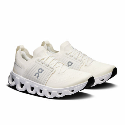 On United States Latest | Women's Cloudswift 4 - White/White