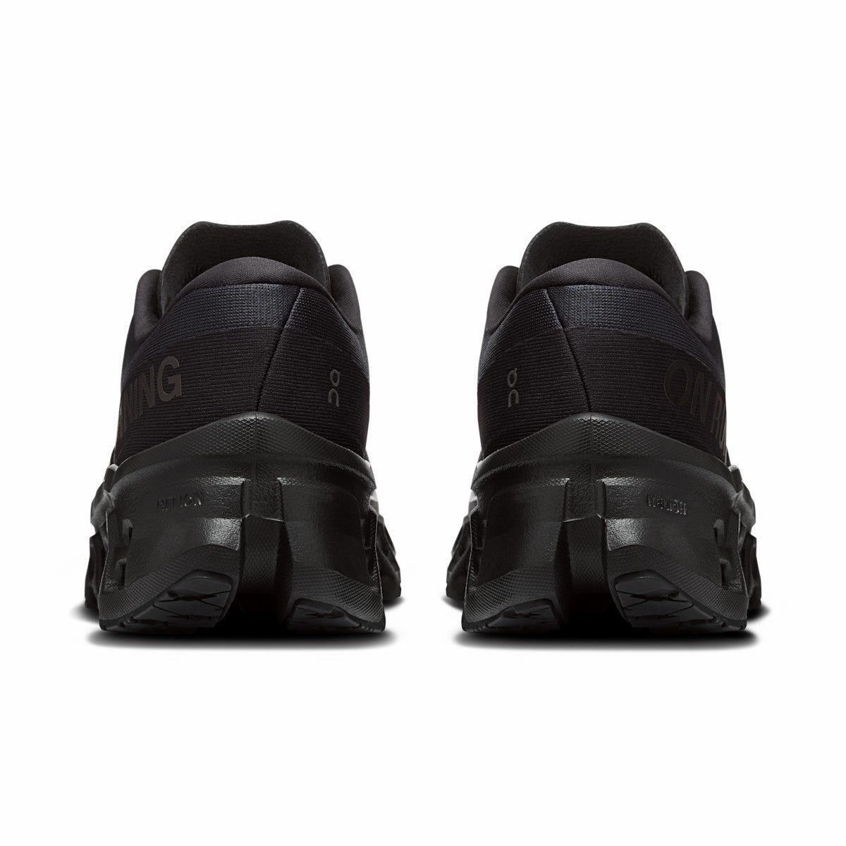 On United States Classic | Women's Cloudmonster 3 Wide - Black/Black