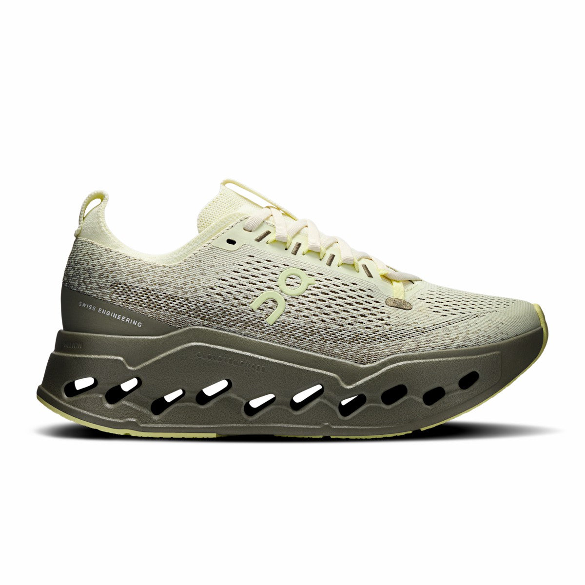 On United States Recommended | Women's Cloudsurfer Max - Ivory/Flurry