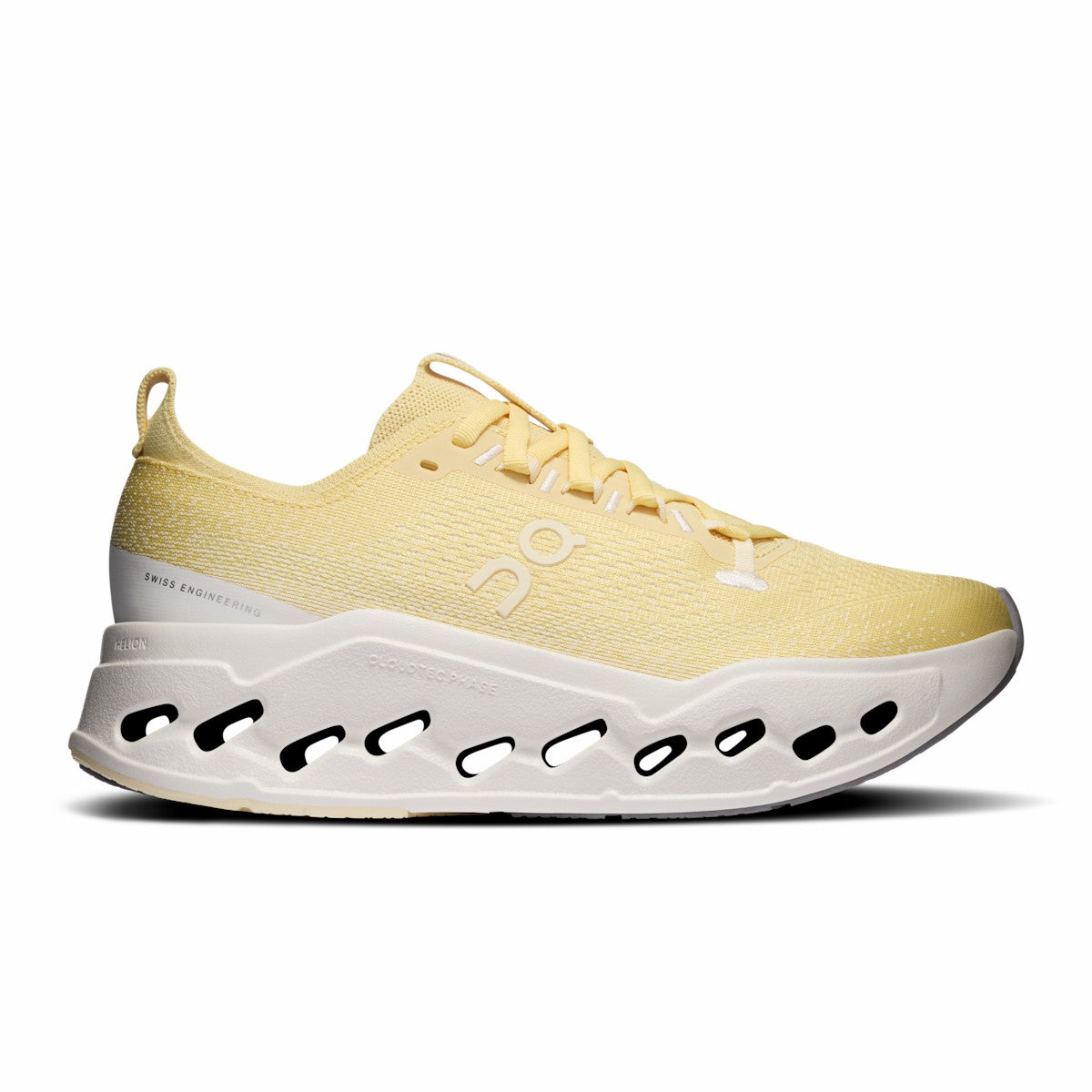 On United States Recommended | Women's Cloudsurfer Max - Ivory/Flurry