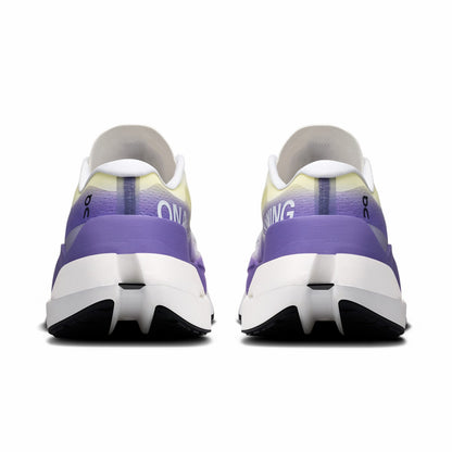 On United States Great Value | Women's Cloudboom Max - White/Juniper