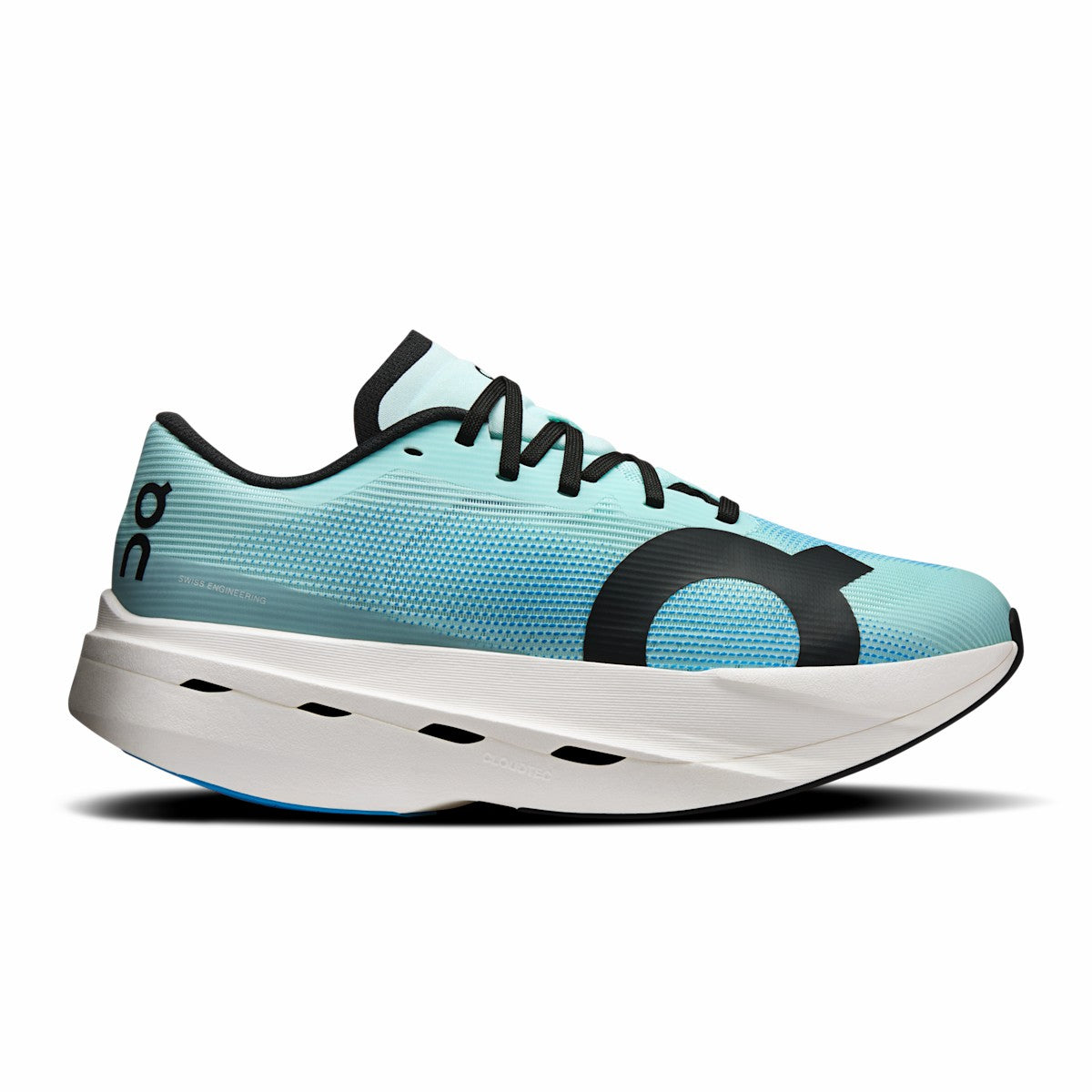 On United States Discount | Women's Cloudboom Volt - Ivory/Sunstone