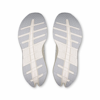 On United States Value | Women's Cloudrunner 3 Wide - White/Ivory