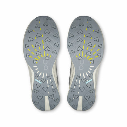 On United States Great Value | Women's Cloudultra Peak - Apollo/Aloe