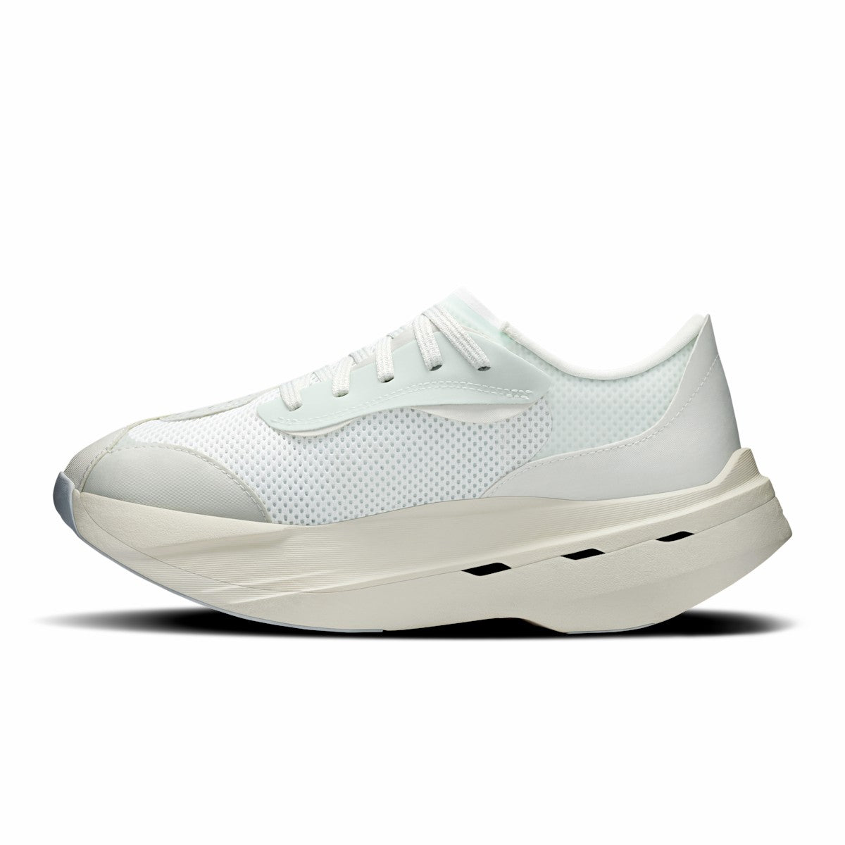 On United States Smart Buy | Women's Cloudboom Volt PAF - White/Gale