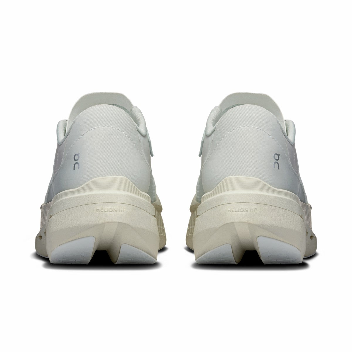 On United States Smart Buy | Women's Cloudboom Volt PAF - White/Gale