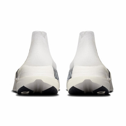 On United States Everyday | LightSpray Cloudboom Strike - White/Black