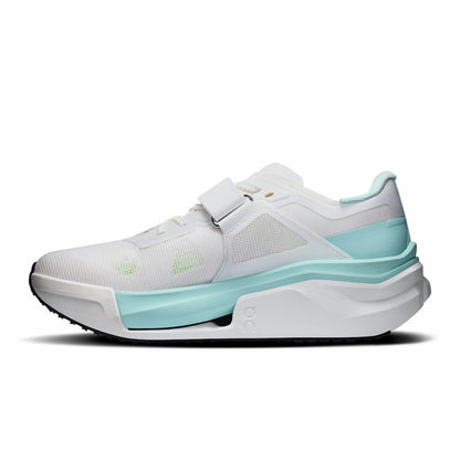 On United States Classic | Women's Cloud X Tempo Pro - White/Celeste