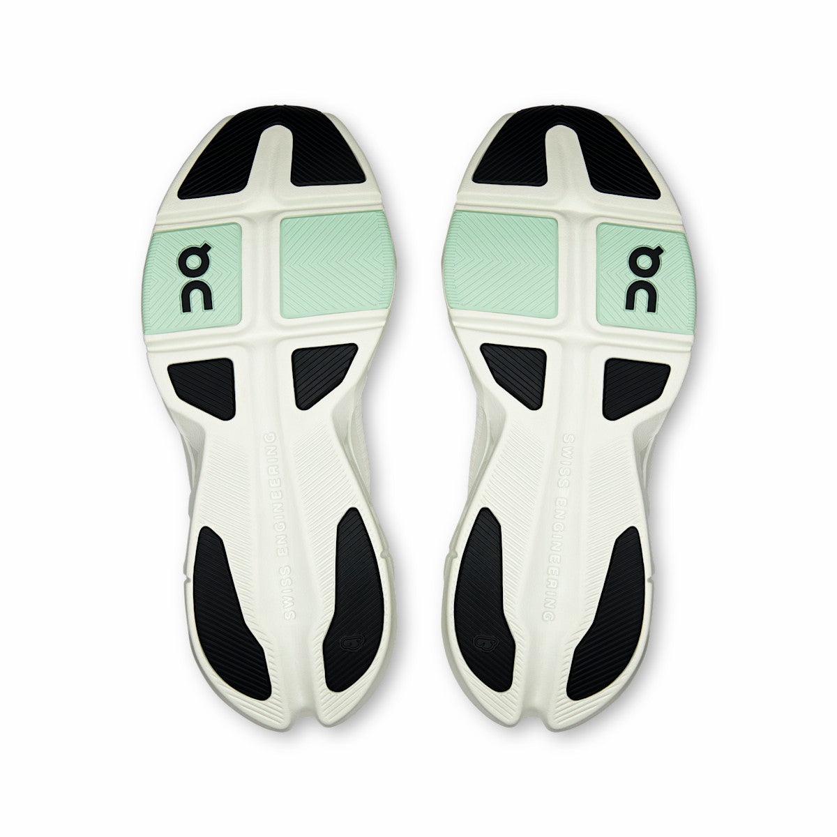 On United States Latest | Women's Cloudpulse Next - Ivory/Iceberg
