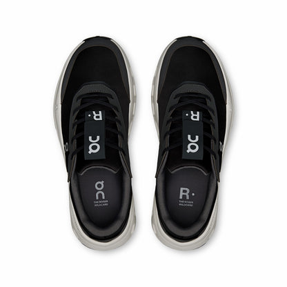 On United States Quality | Women's THE ROGER Wildcard - Black/White