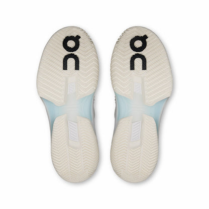 On United States Everyday | Women's THE ROGER Pro Fire - Silver/White