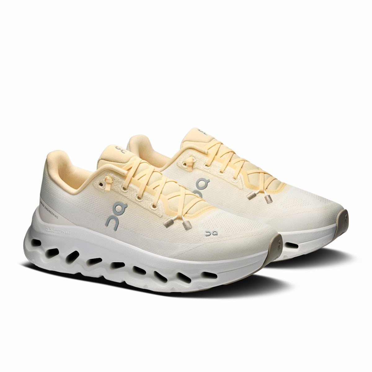 On United States Trusted | Women's Cloudtilt - Blonde/Dew