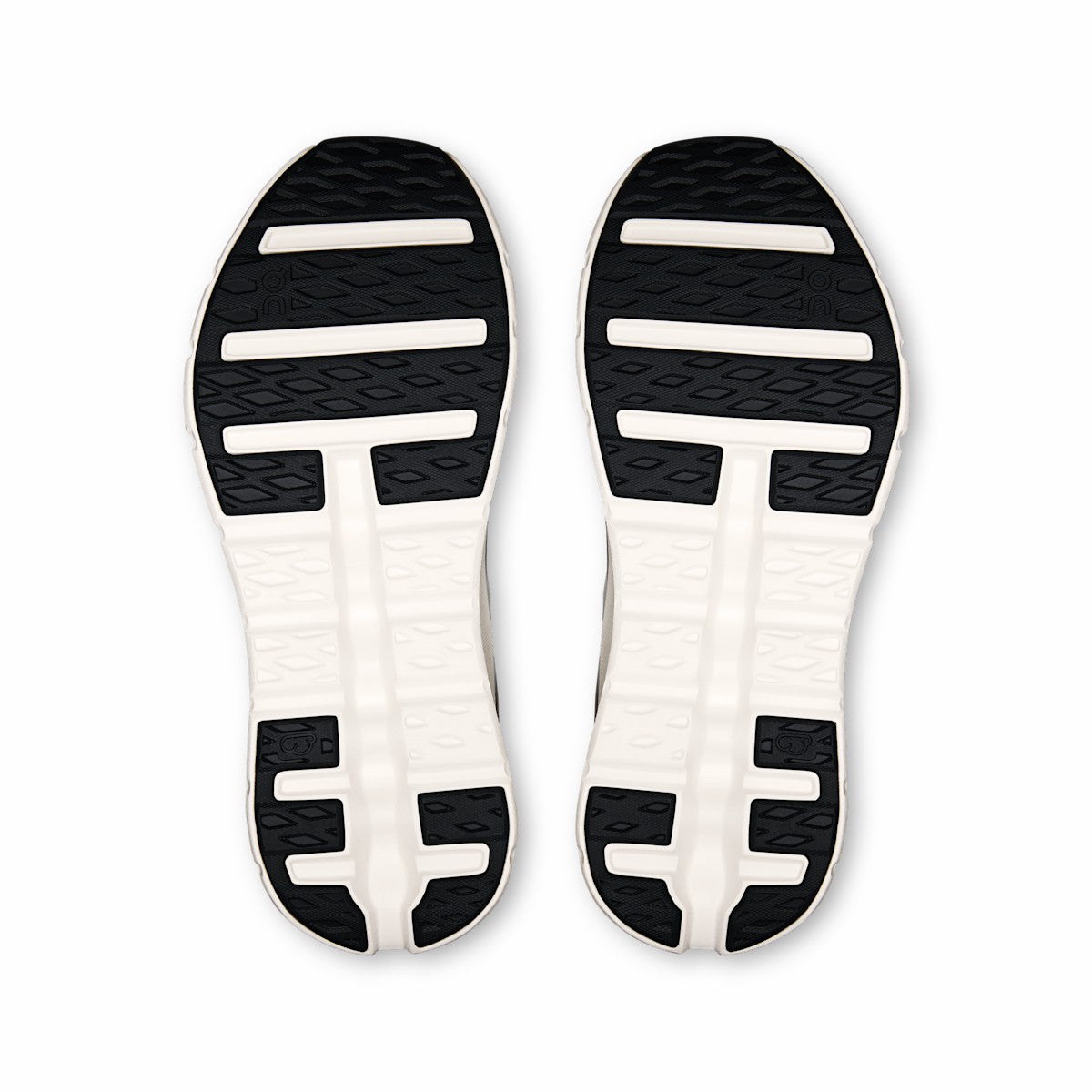 On United States Deals | Women's Cloudtilt Remix - Black/Ivory