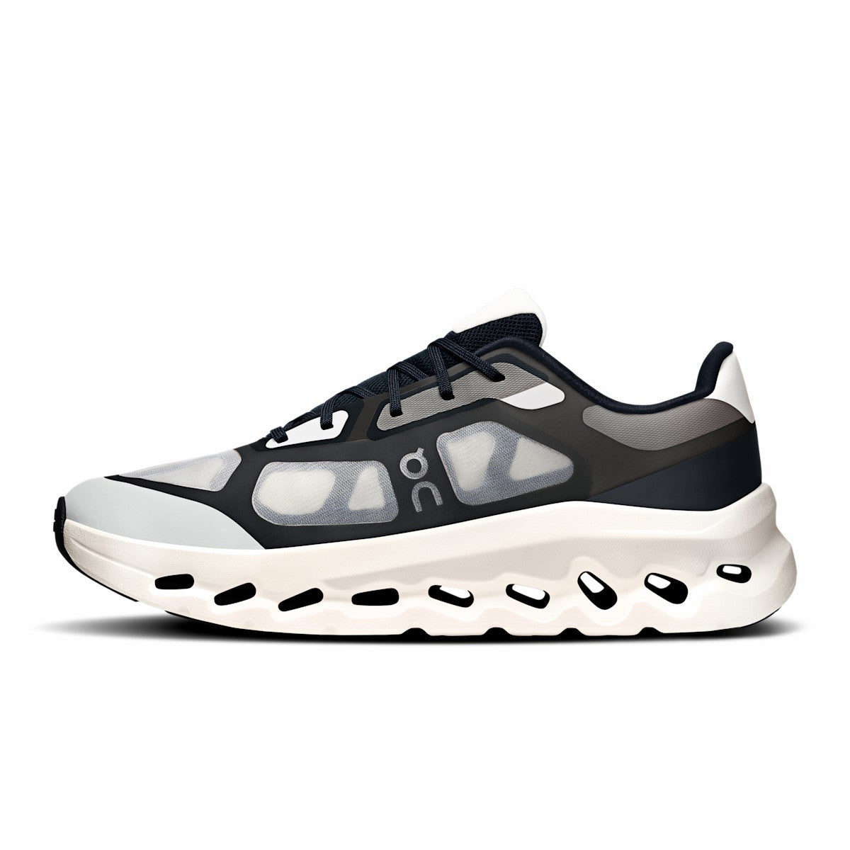 On United States Deals | Women's Cloudtilt Remix - Black/Ivory