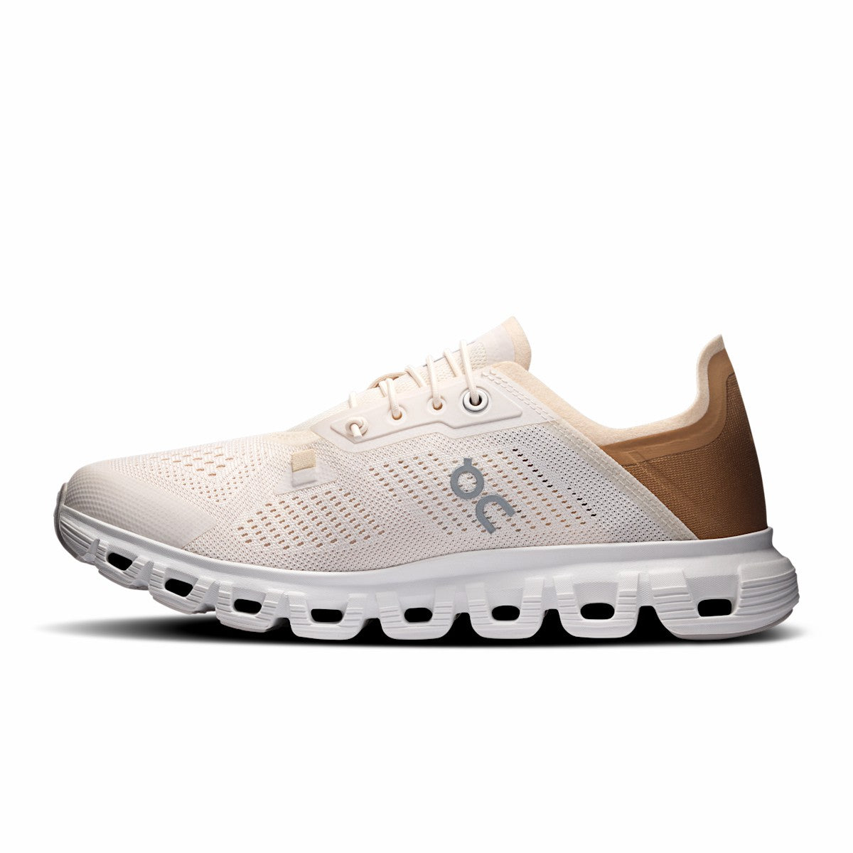 On United States Recommended | Women's Cloud 6 Coast - Gardenia/Sphinx