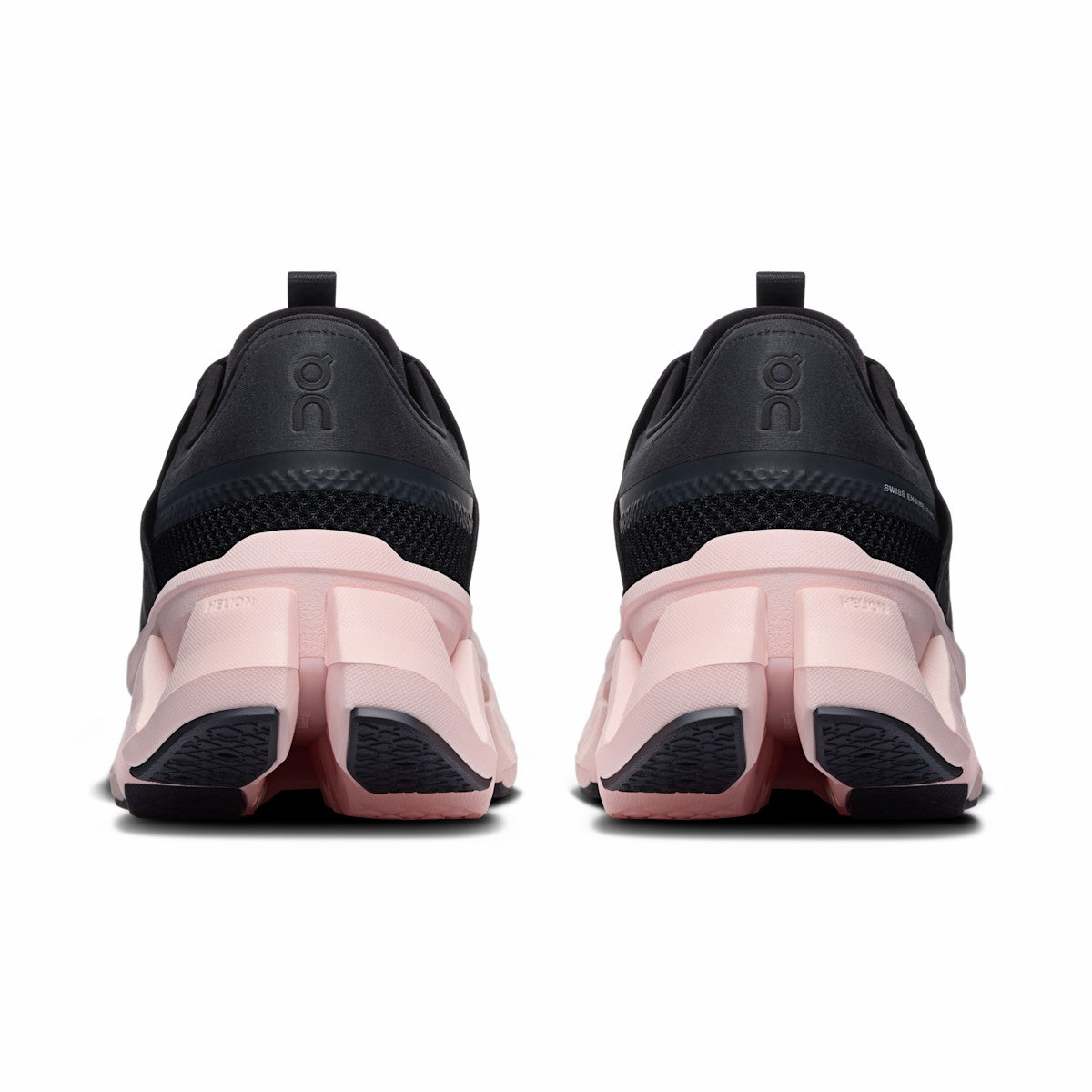 On United States Great Value | Women's Cloudswift Amp - Black/Salt