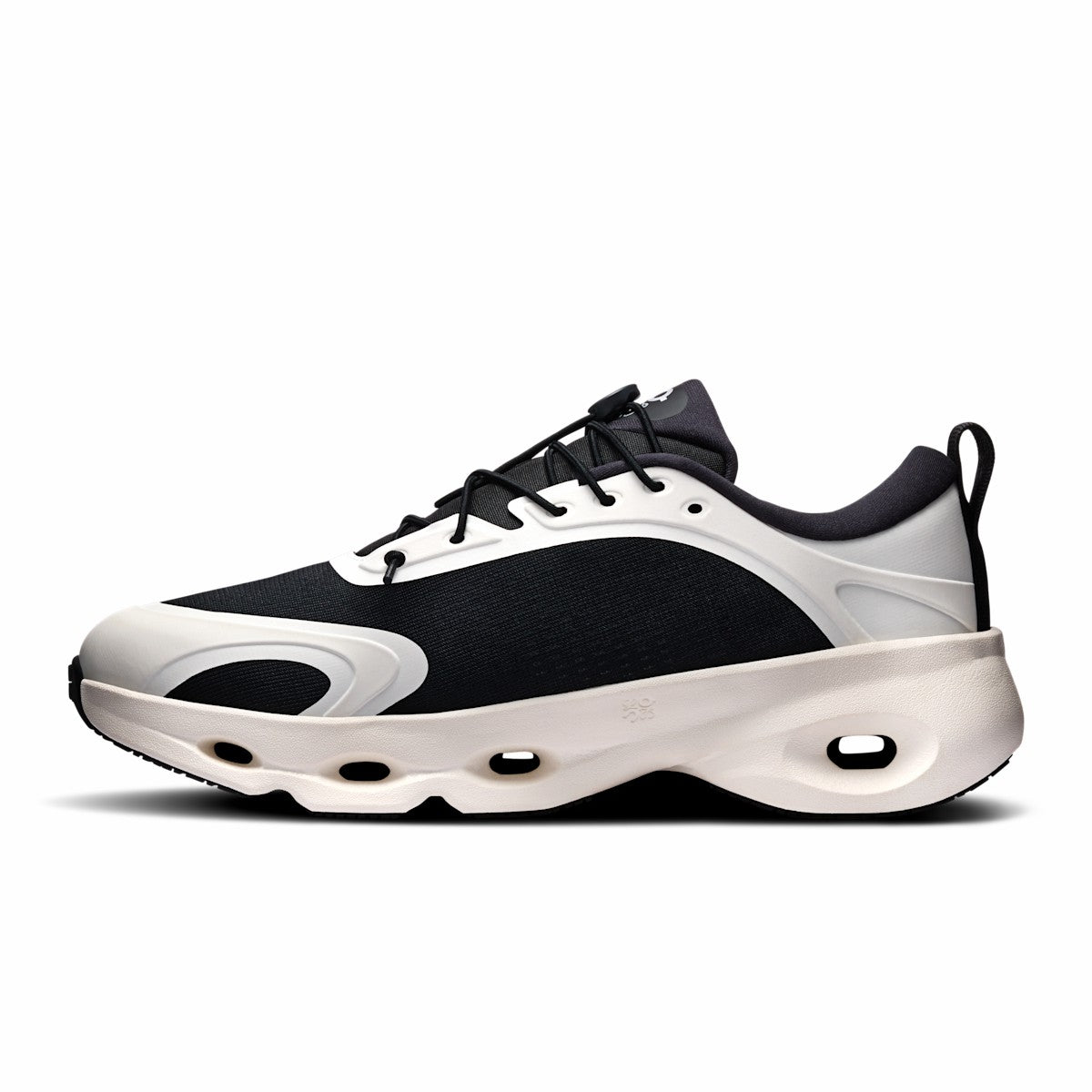 On United States Signature | Women's Cloudsolo LOEWE - Black/Eggshell