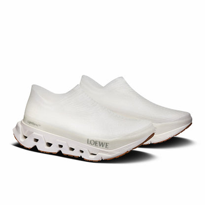 On United States New | LightSpray Cloudmonster LOEWE - White
