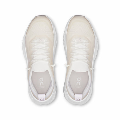 On United States Classic | Women's Cloudtilt Moon - White/Frost