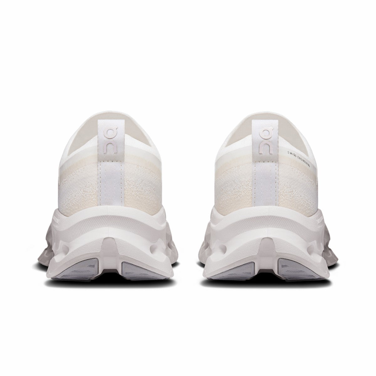 On United States Classic | Women's Cloudtilt Moon - White/Frost