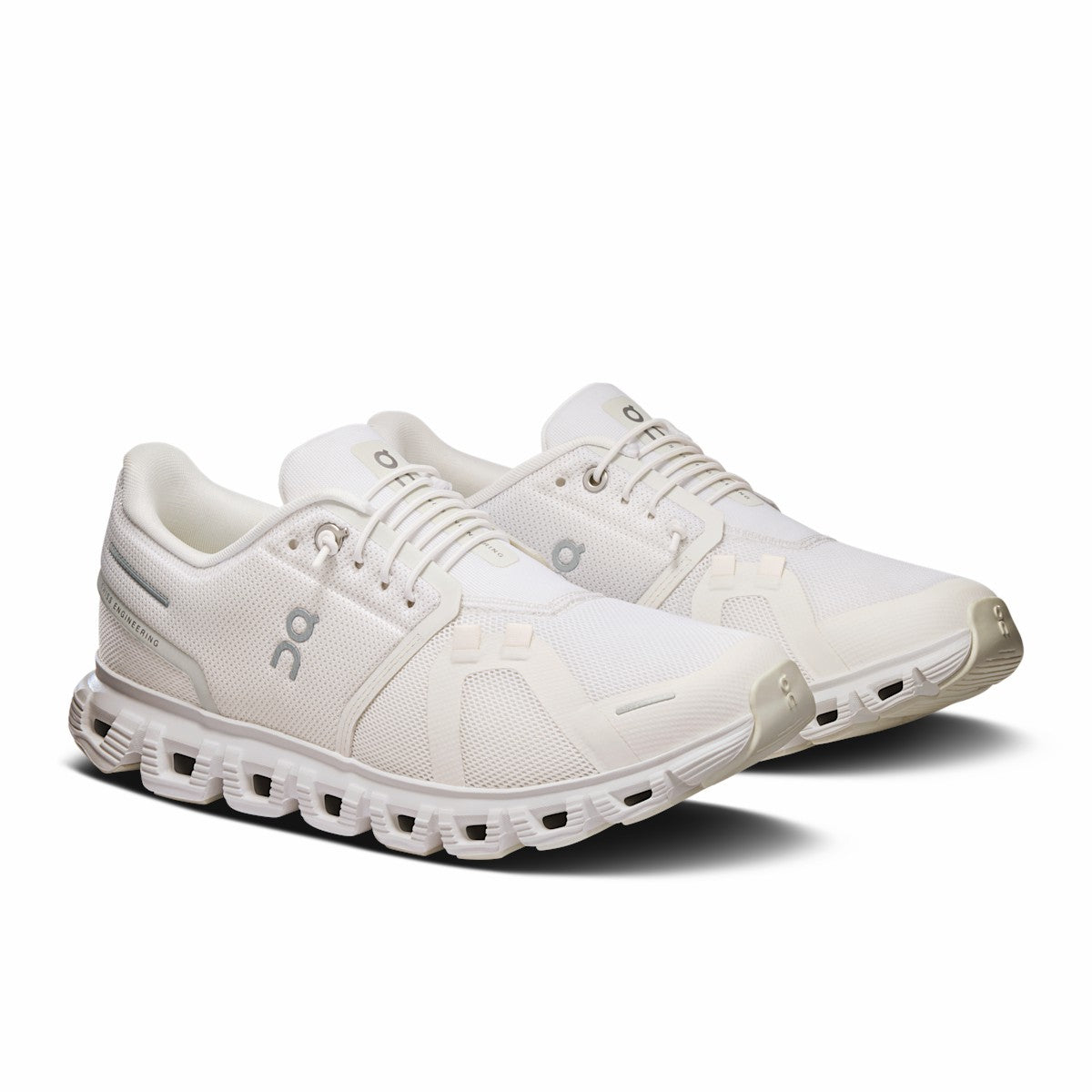 On United States Trending | Women's Cloud 6 Wide - White/White