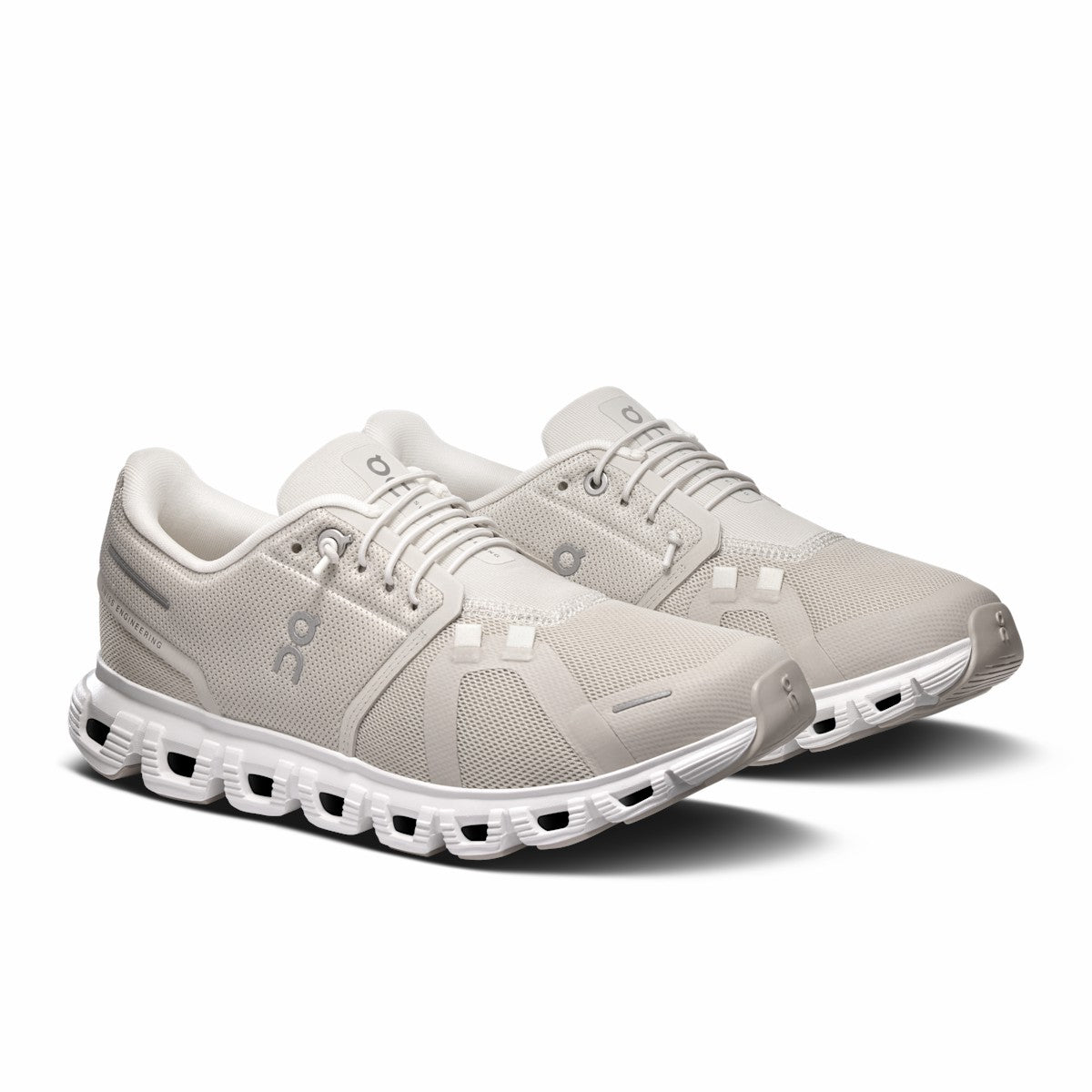 On United States Quality | Women's Cloud 6 Wide - Pearl/White
