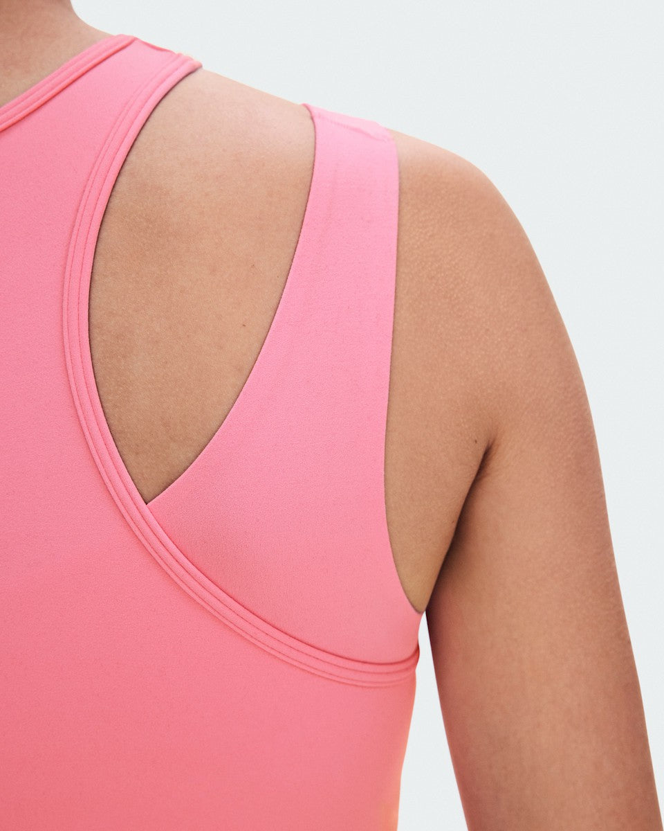 On United States Featured | Women's Studio Asymmetric Crop - Magnolia
