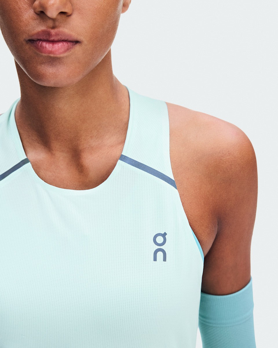 On United States Essential | Women's Performance Tank - Flurry/Aquamarine
