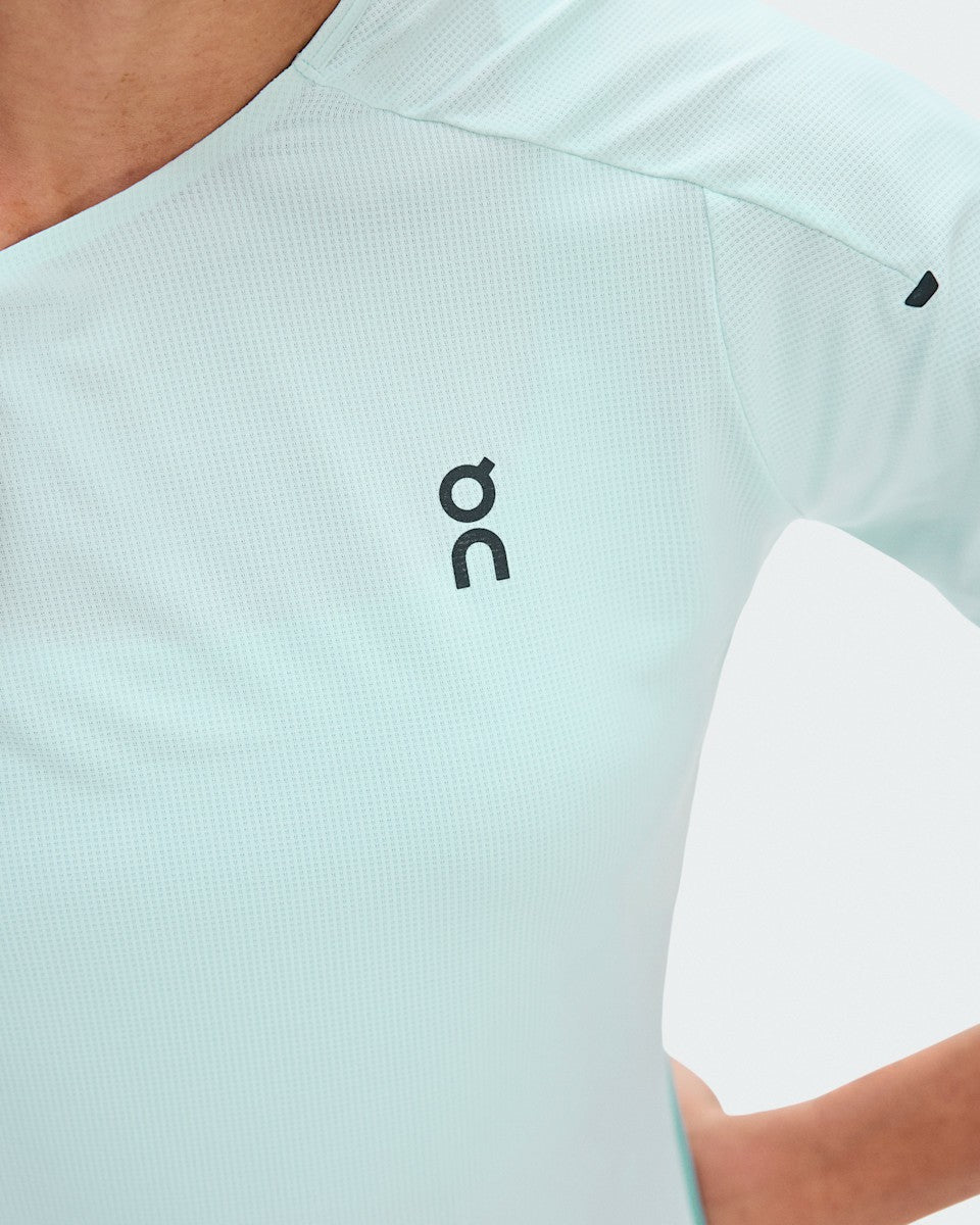 On United States Deals | Women's Performance-T - Flurry/Aquamarine
