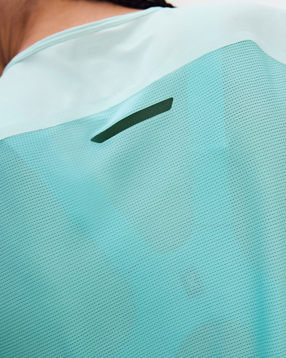 On United States Deals | Women's Performance-T - Flurry/Aquamarine