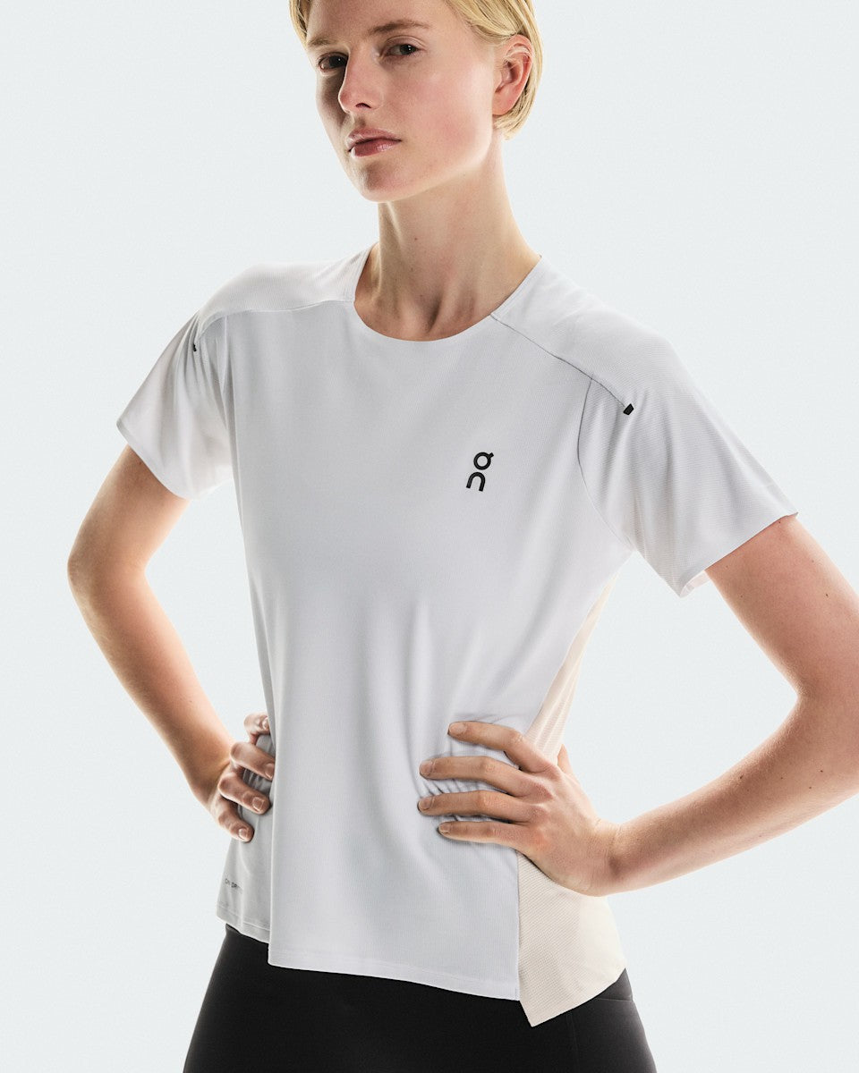 On United States Everyday | Women's Performance-T - White/Silver