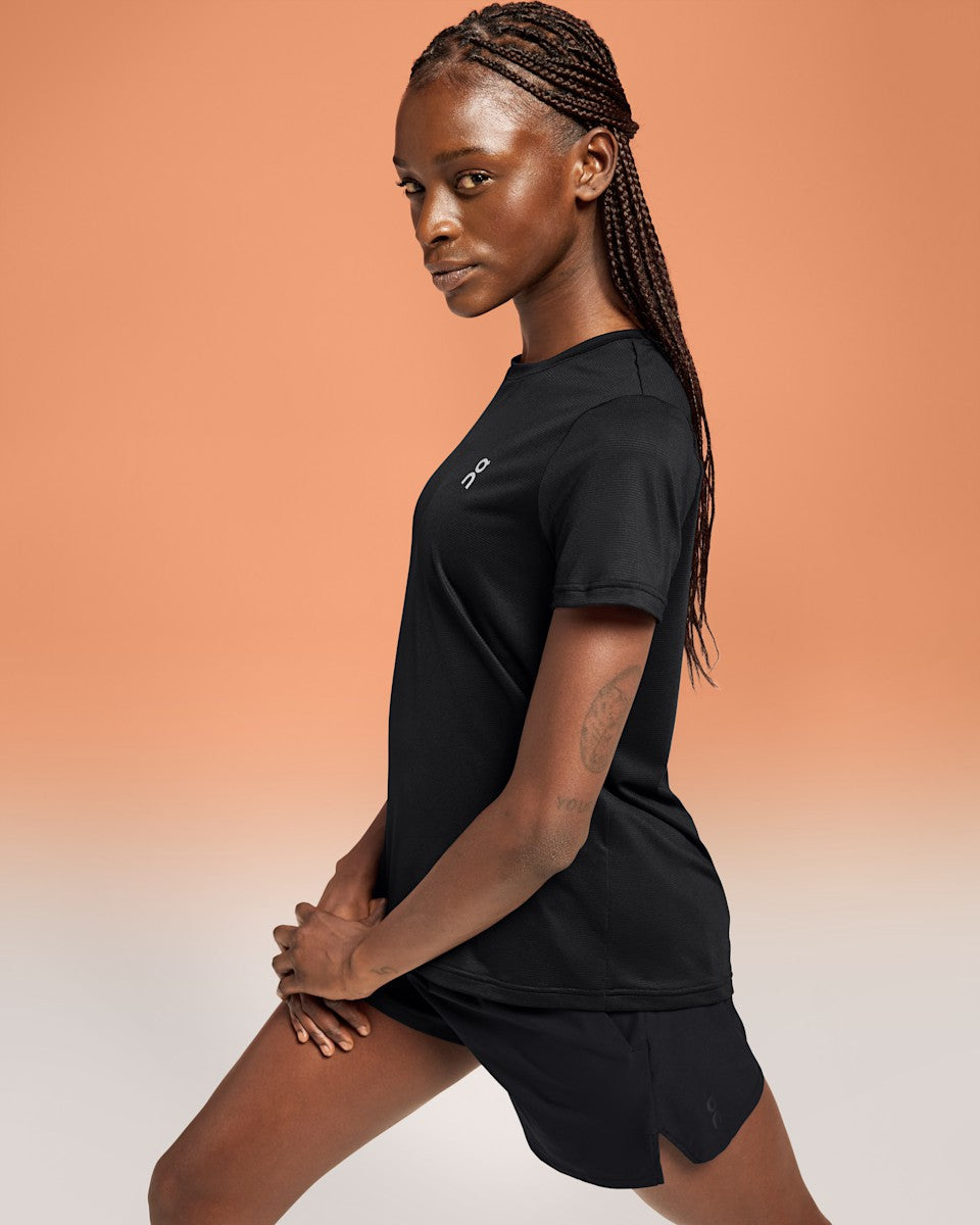 On United States Signature | Women's Core-T - Black