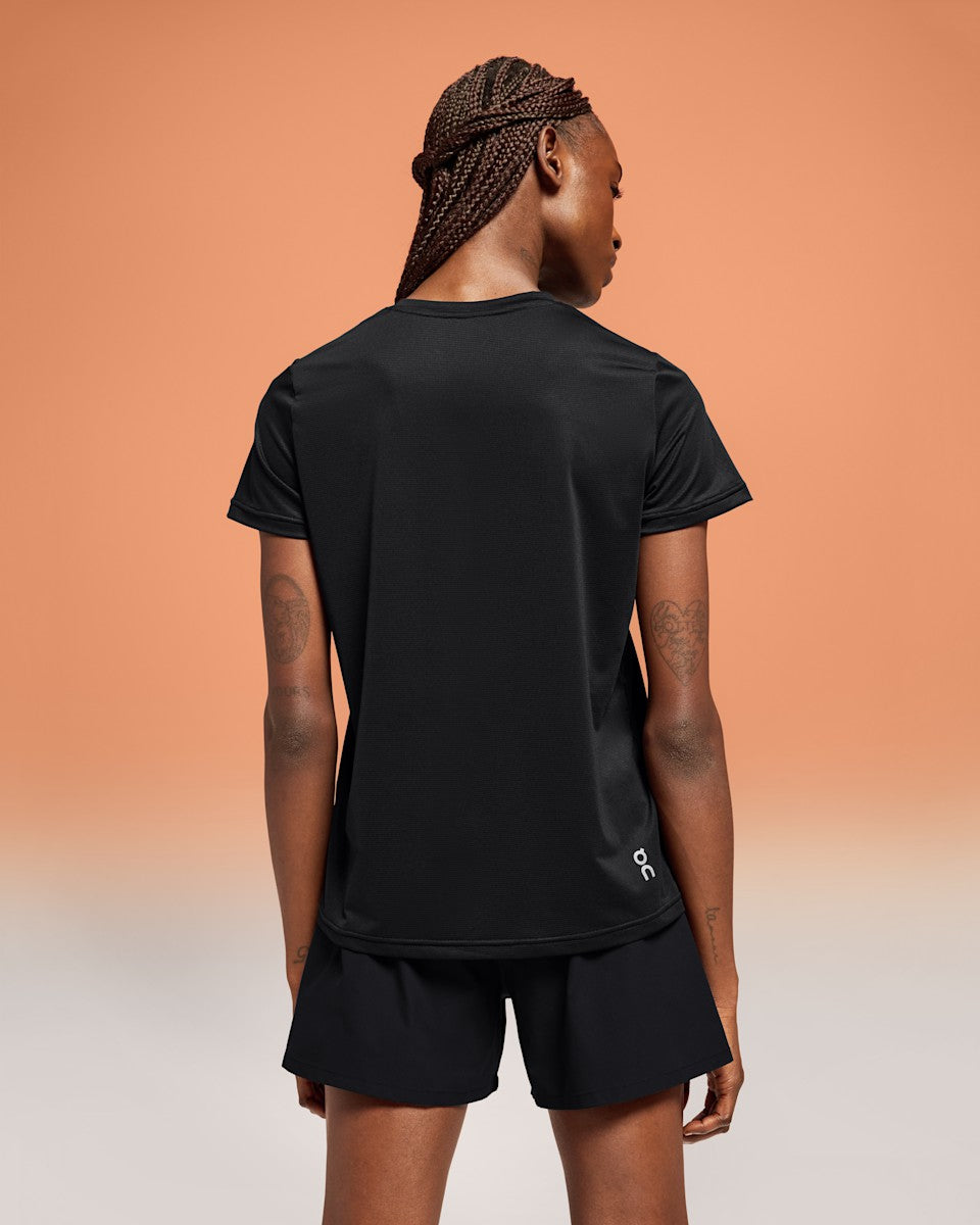 On United States Signature | Women's Core-T - Black