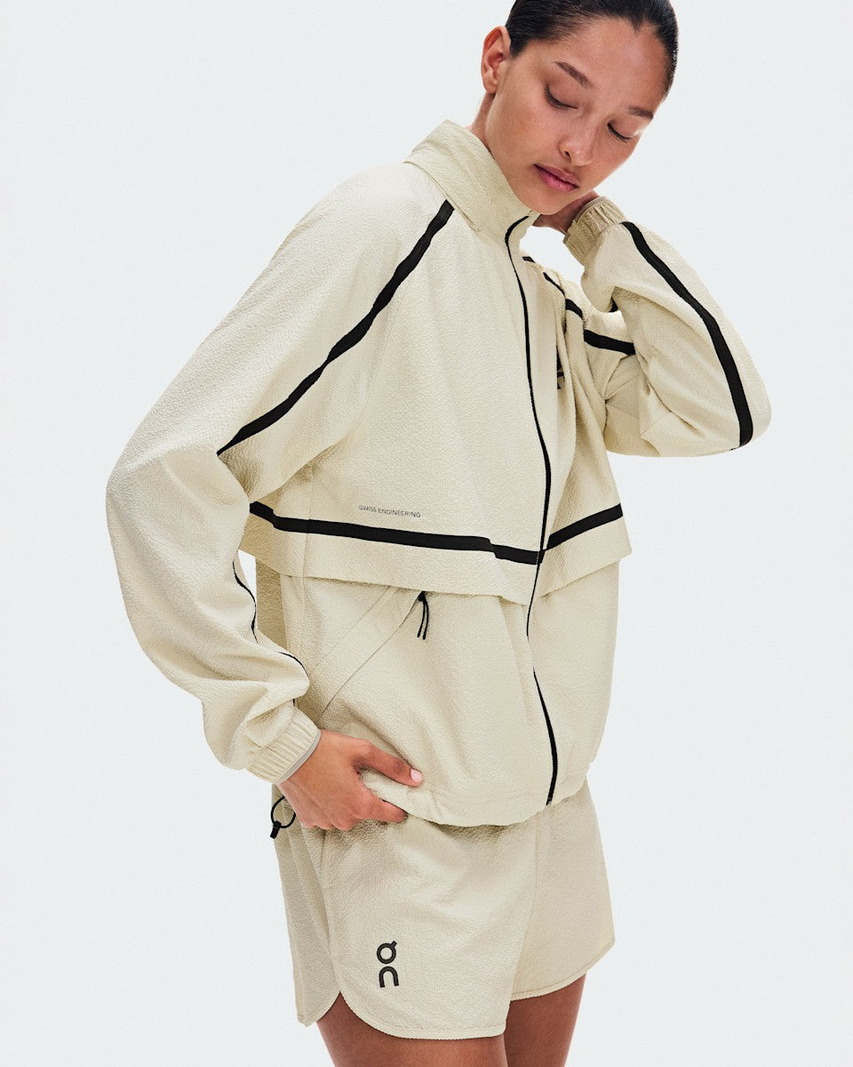On United States Essential | Women's Performance Volt Jacket - Hare