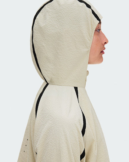 On United States Essential | Women's Performance Volt Jacket - Hare