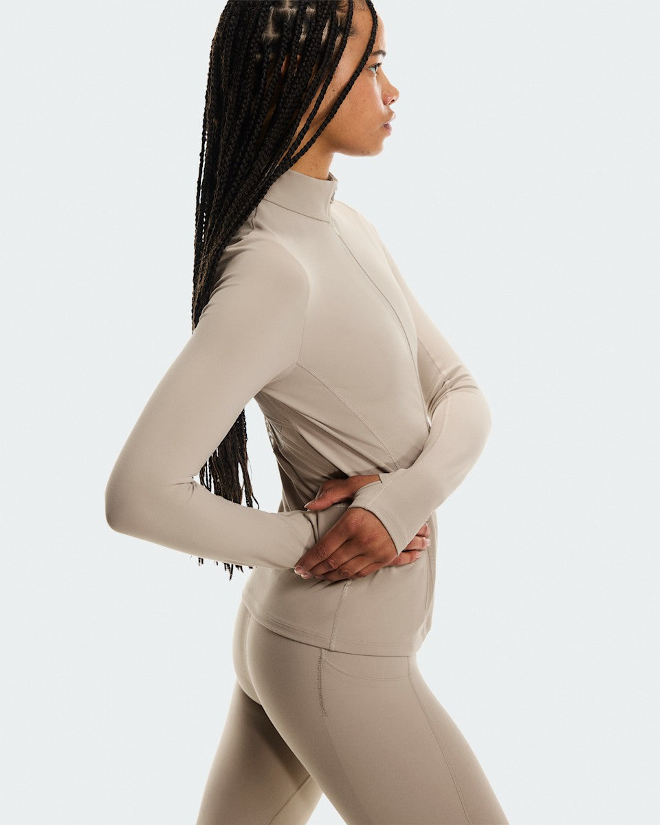 On United States Recommended | Women's Studio Jacket - Desert