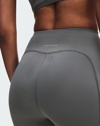 On United States Trusted | Women's Train Tights 7/8 - Ember