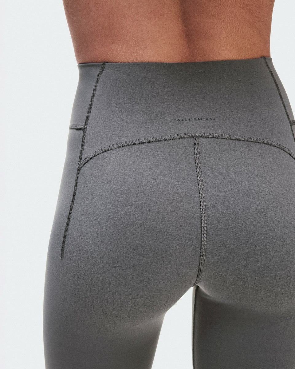 On United States Exclusive | Women's Studio Leggings 7/8 - Ember
