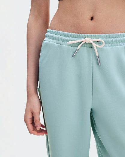 On United States Classic | Women's Courtside Pants - Brook