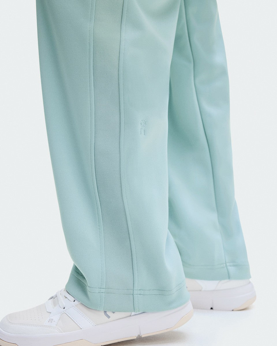 On United States Classic | Women's Courtside Pants - Brook