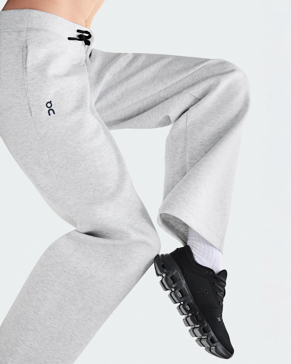On United States Sale | Women's Focus Tech Sweatpants - Crater