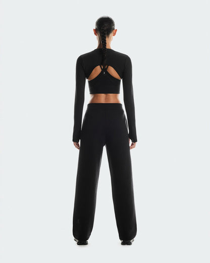 On United States Essential | Women's Focus Tech Sweatpants - Black